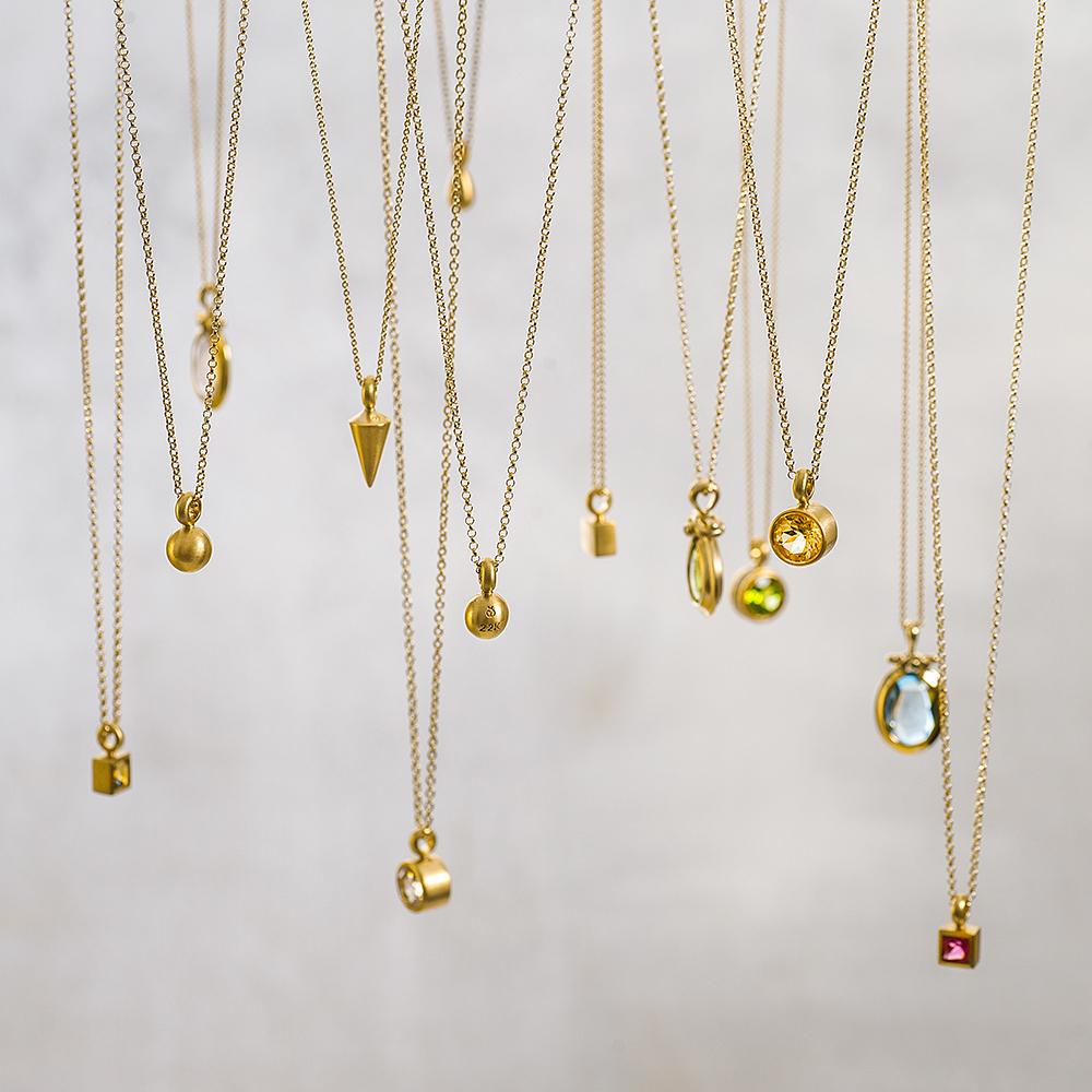 תליון משקולת אנך