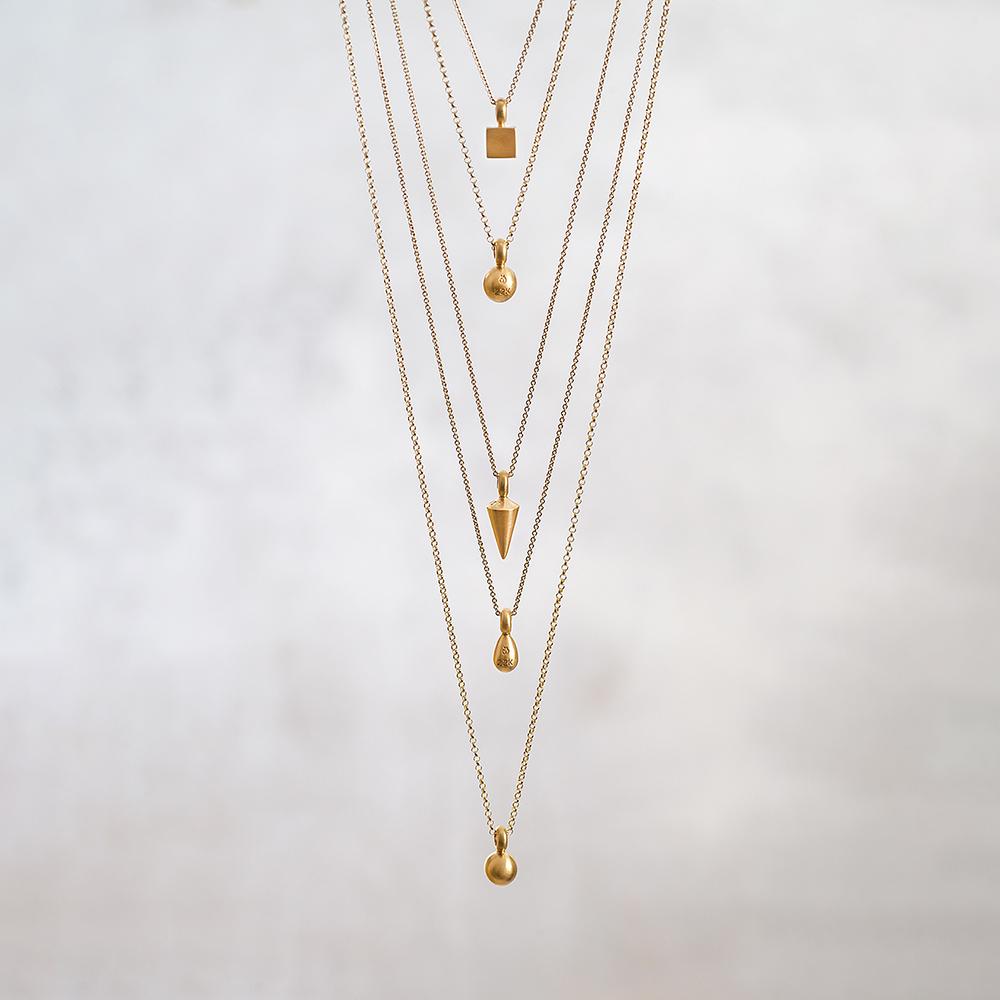 תליון משקולת אנך