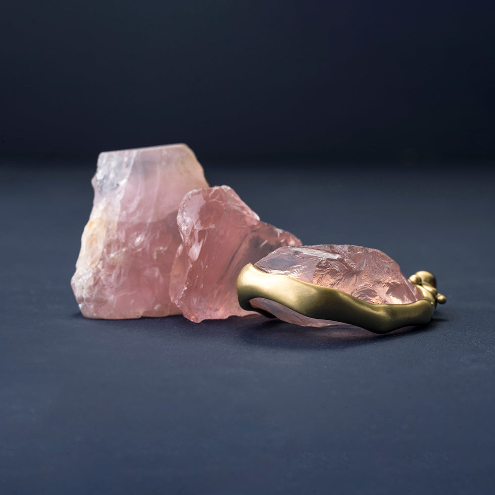 תליון רוזקווארץ גולמי