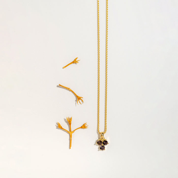 תליון טריו עגול (ספיר חום-סגלגל)