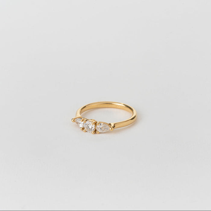 טבעת שלושה יהלומים