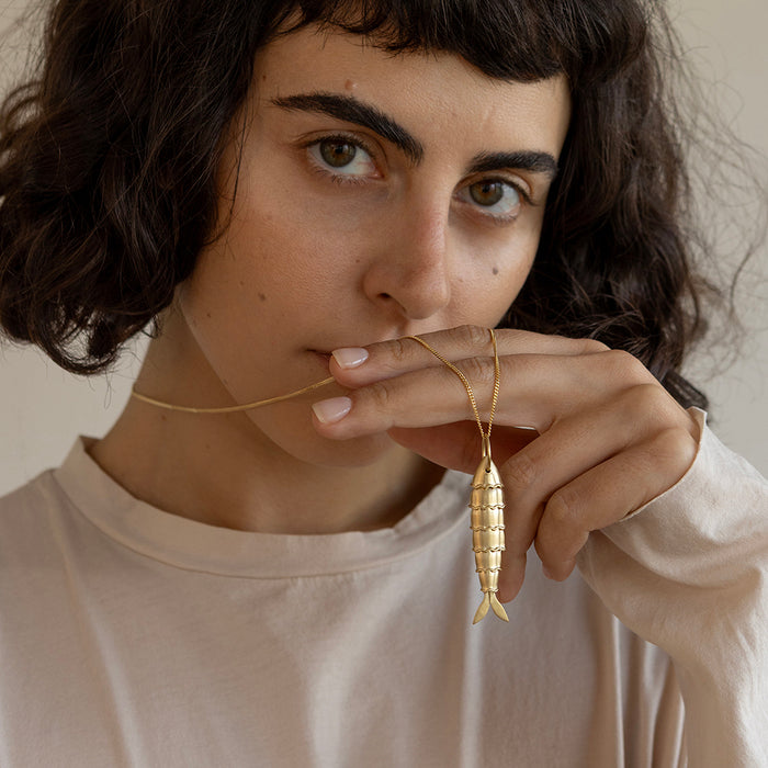 תליון דג זהב