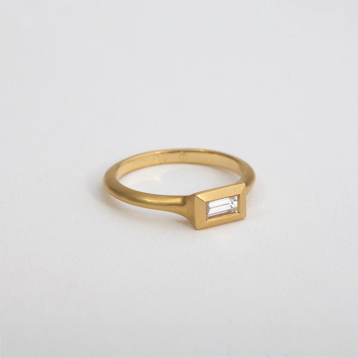 טבעת יהלום (באגט גדול)