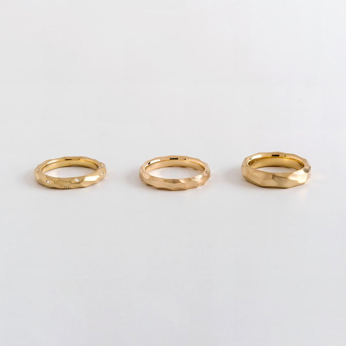 טבעת מגולפת (דקה)