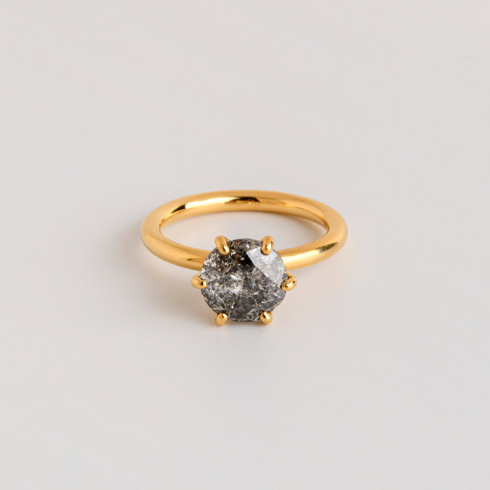 טבעת סוליטר יהלום אפור 3 קראט (עגול)