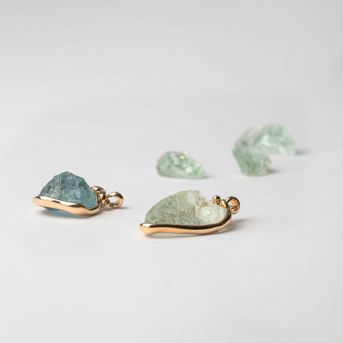 תליון כחול לילה (איולייט וספינל)